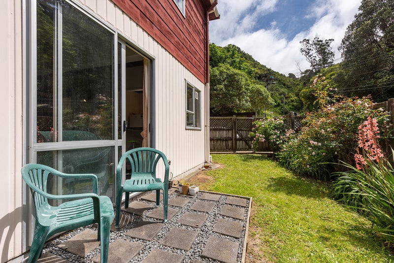 15 Rangiora Avenue, Kaiwharawhara, Wellington - Carousel 2