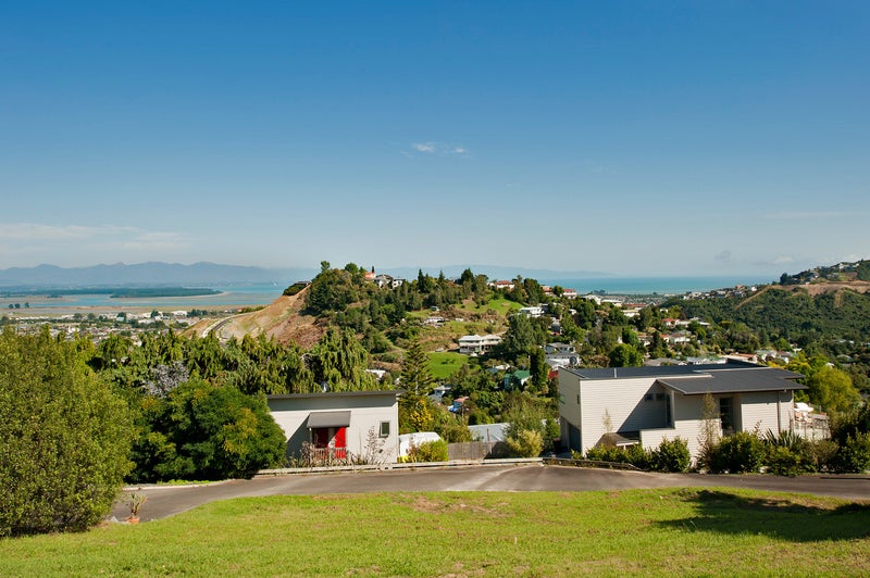 64 Newman Drive, Enner Glynn, Nelson - Carousel 1