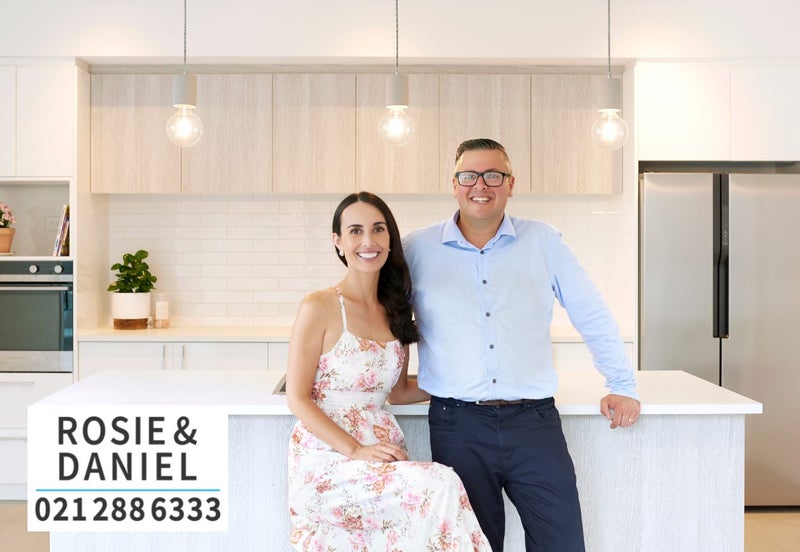 15 Waione Avenue, Te Atatu Peninsula, Auckland - Carousel 25