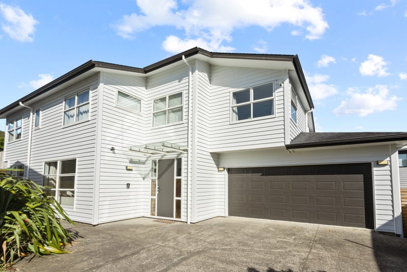 1C Garden Place, Mount Eden, Auckland - Carousel 1
