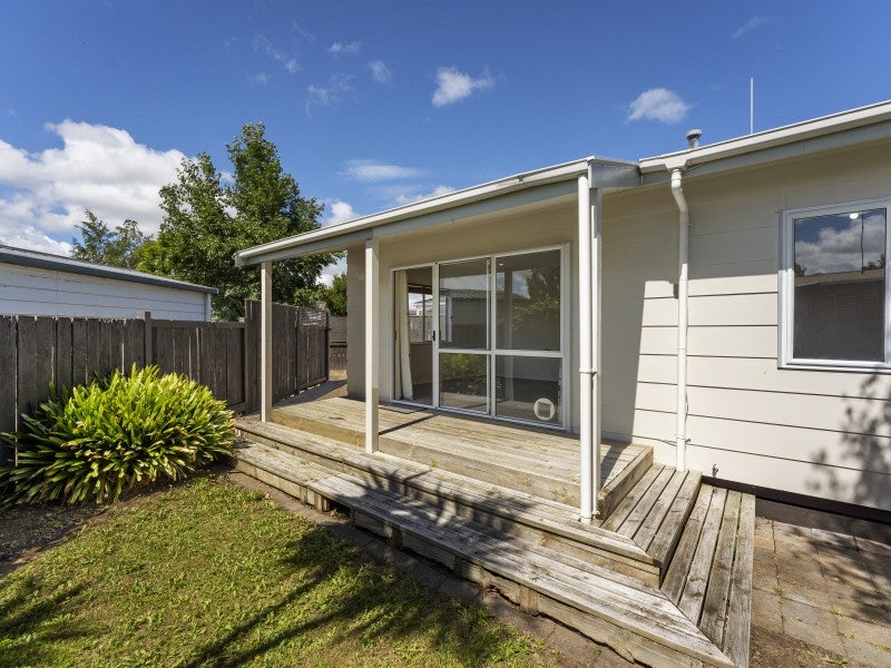 5A Newton Place, Westbrook, Palmerston North - Carousel 2