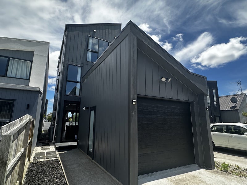 121 Tarapuka Road, Westgate, Auckland - Carousel 2