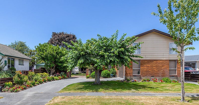 30 Denniston Crescent, Redwood, Christchurch - Carousel 2