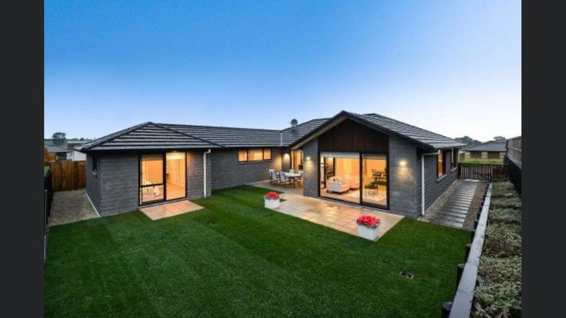 19 Waireka Road, Rototuna North, Hamilton - Carousel 15