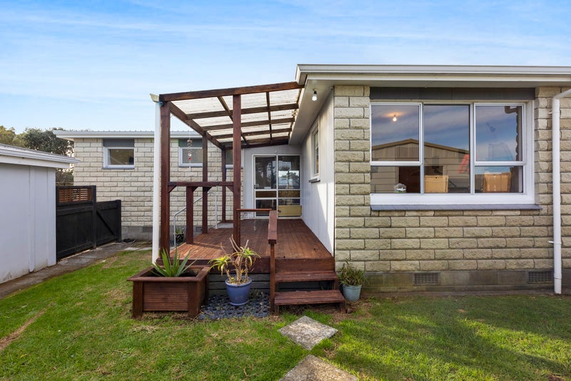 464 Carrington Street, Upper Vogeltown, New Plymouth - Carousel 1
