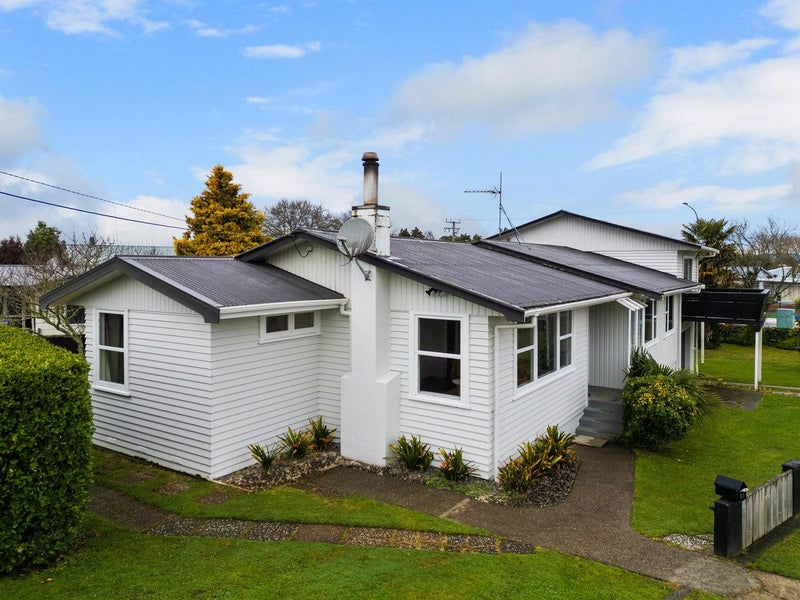 51 Whitaker Street, Kihikihi, Te Awamutu - Carousel 1