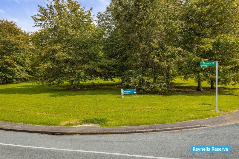 98 Reynella Drive, Massey, Auckland - Carousel 22