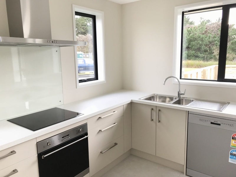 28 Robert Duncan Road, Belfast, Christchurch - Carousel 2