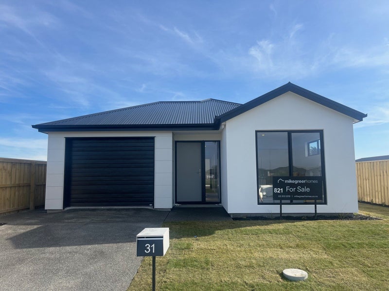 31 Weaver Street, Woodend, Woodend - Carousel 1