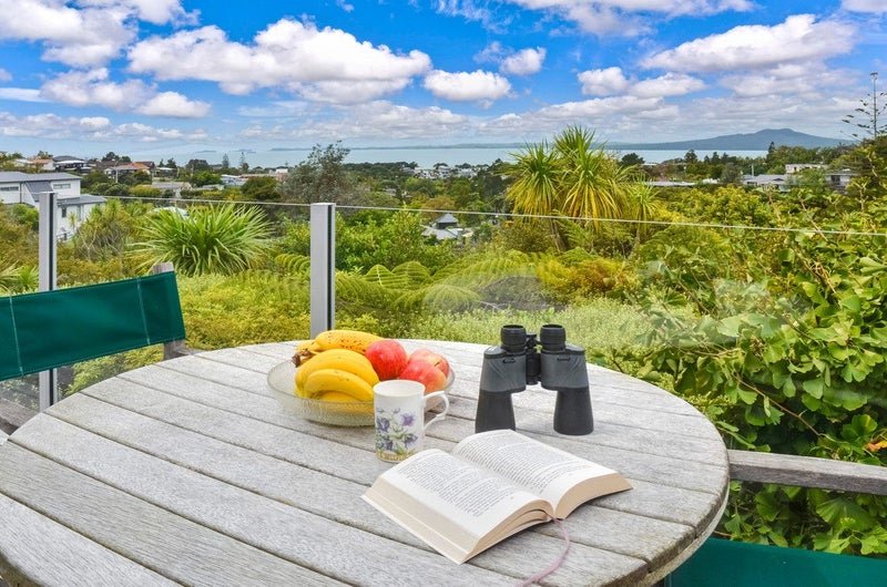 2/35 Aberdeen Road, Castor Bay, Auckland - Carousel 25