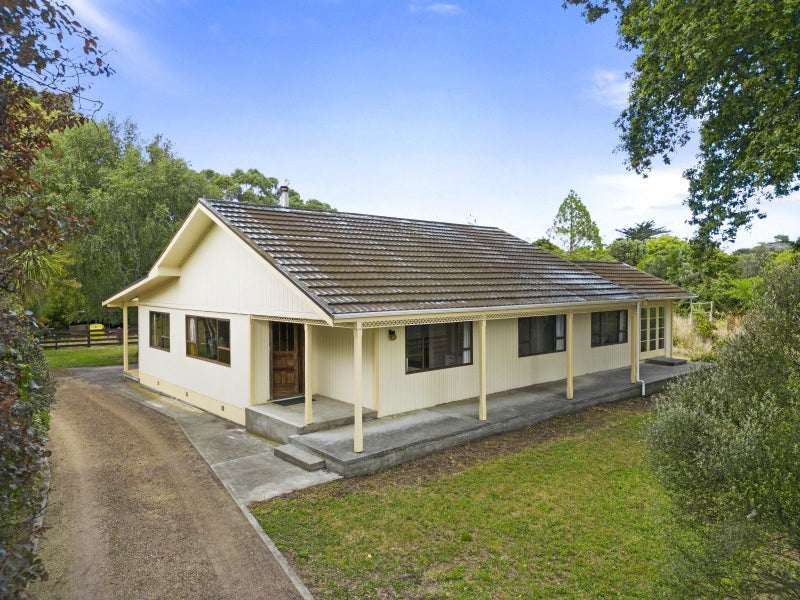 1 Belmont Road, Westmere, Whanganui - Carousel 1