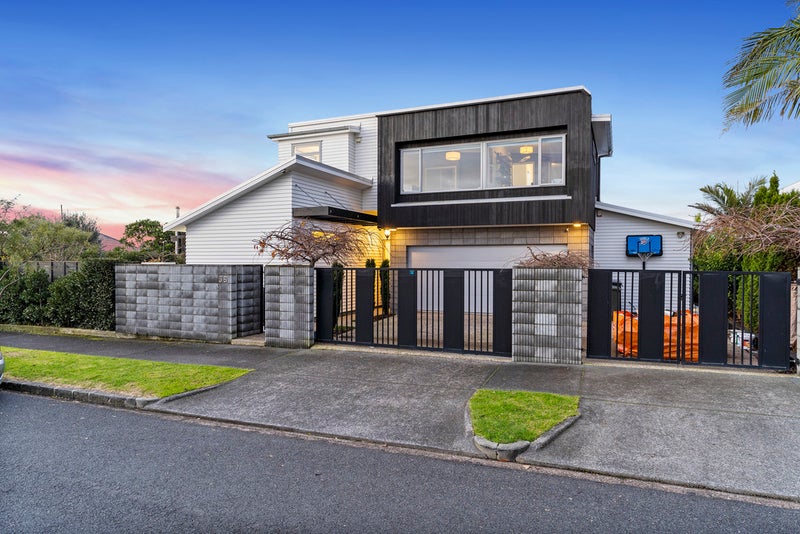 36 Rautara Street, Orakei, Auckland - Carousel 1