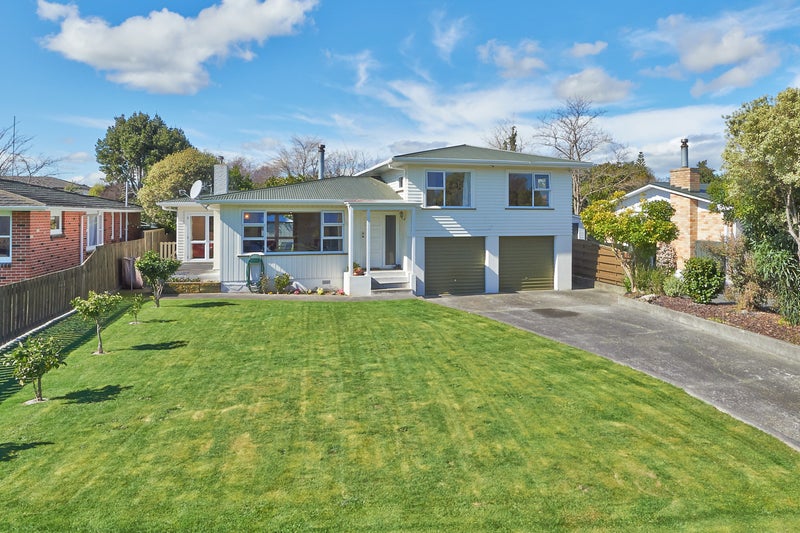 60 Newcastle Street, Hokowhitu, Palmerston North - Carousel 1