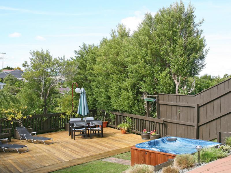 49 Poto Road, Normandale, Lower Hutt - Carousel 1