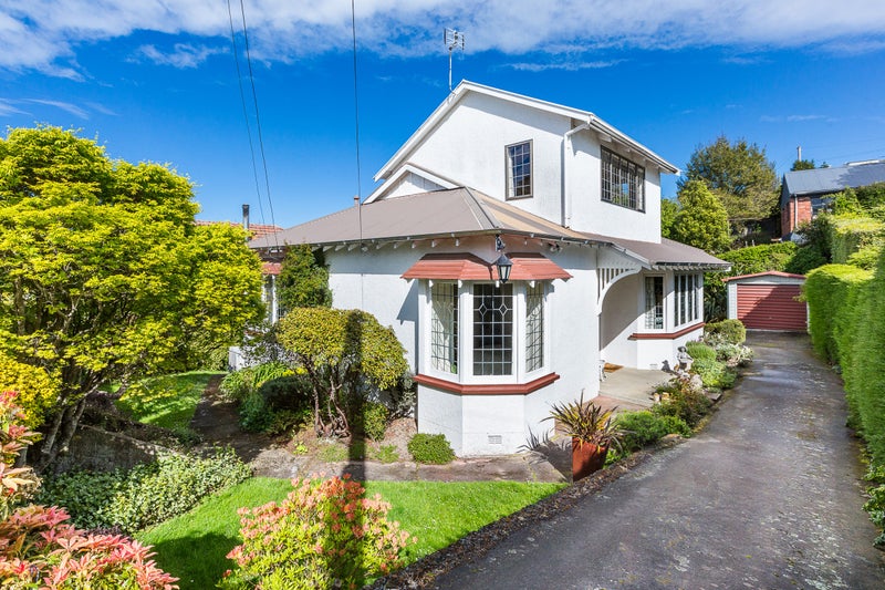 83 Preston Crescent, Belleknowes, Dunedin - Carousel 1