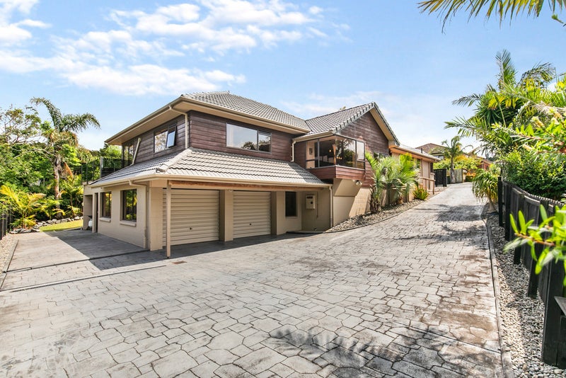 56 Calluna Crescent, Totara Heights, Auckland - Carousel 1
