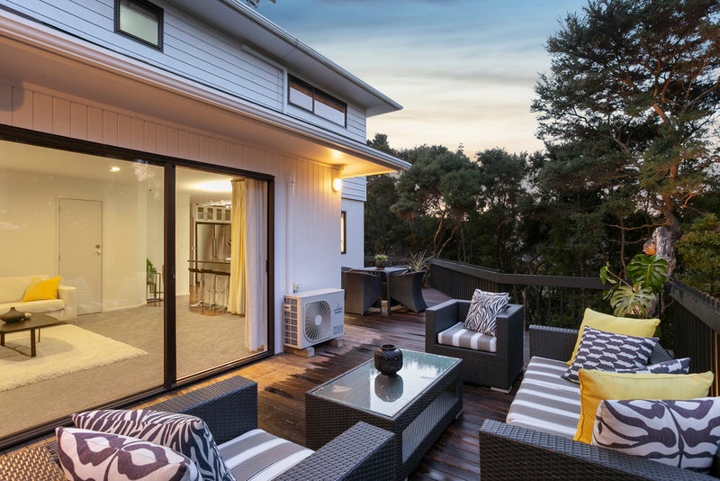 28 Ravenstone Place, Chatswood, Auckland - Carousel 2