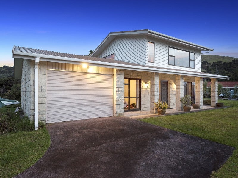 34 Kowhai Drive, Te Kouma - Carousel 1