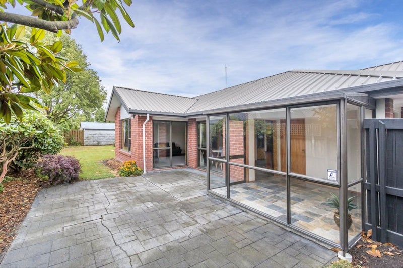 4 Westgrove Avenue, Avonhead, Christchurch - Carousel 2