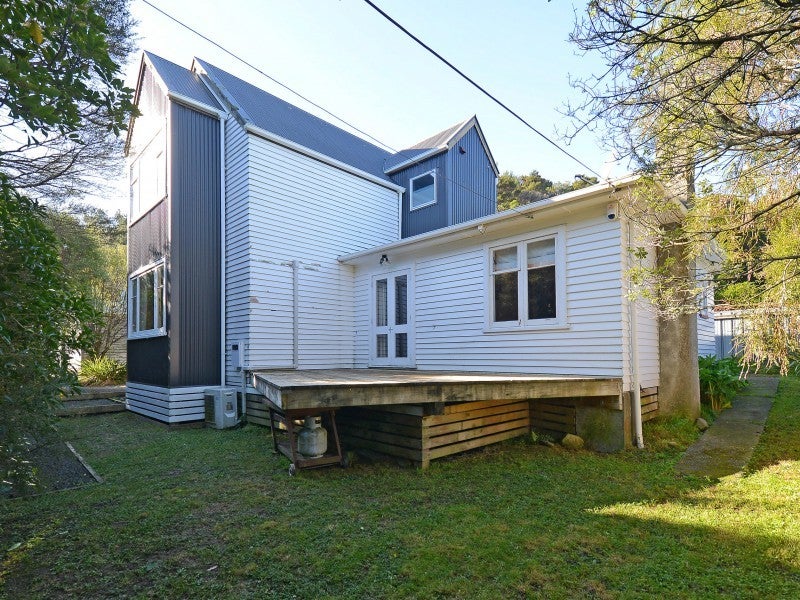 112 Hair Street, Wainuiomata, Lower Hutt - Carousel 21