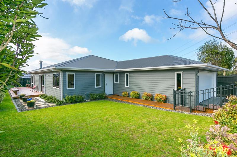 161 Barrett Road, Whalers Gate, New Plymouth - Carousel 1