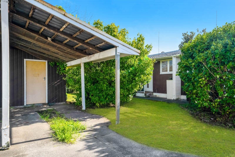 67A Kenderdine Road, Papatoetoe, Auckland - Carousel 2