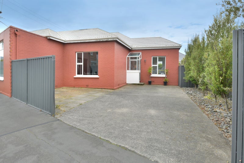 99 Hargest Crescent, Saint Clair, Dunedin - Carousel 20