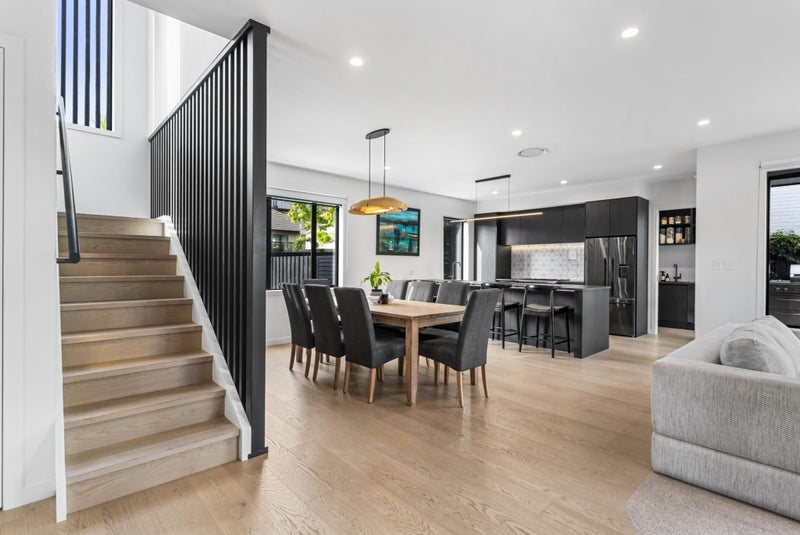 18B Kiwi Road, Point Chevalier, Auckland - Carousel 2