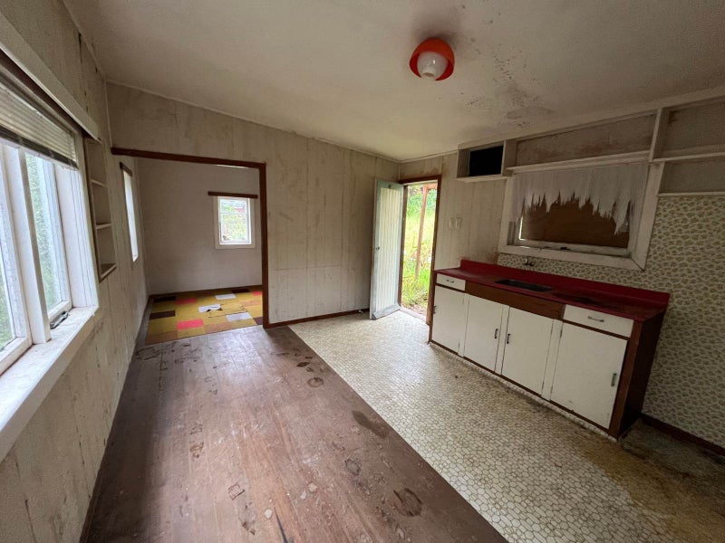 17 Seaton Road, Murrays Bay, Auckland - Carousel 25