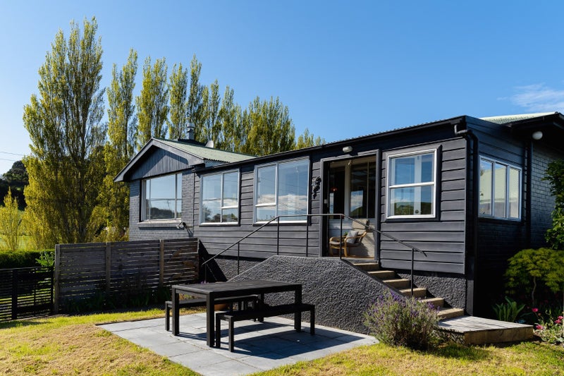 6 Allans Beach Road, Portobello, Dunedin - Carousel 1