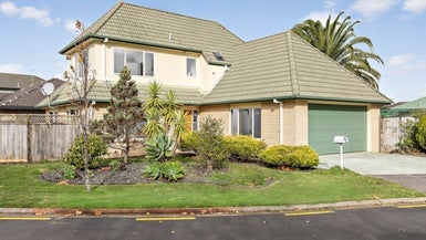 4 Nier Place, East Tamaki Heights, Auckland - Carousel 1