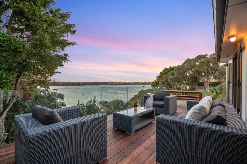 54 Stanley Point Road, Stanley Point, Auckland - Carousel 2