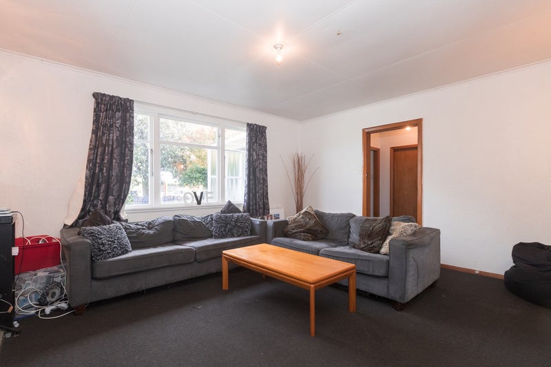 108 Highbury Avenue, Highbury, Palmerston North - Carousel 2