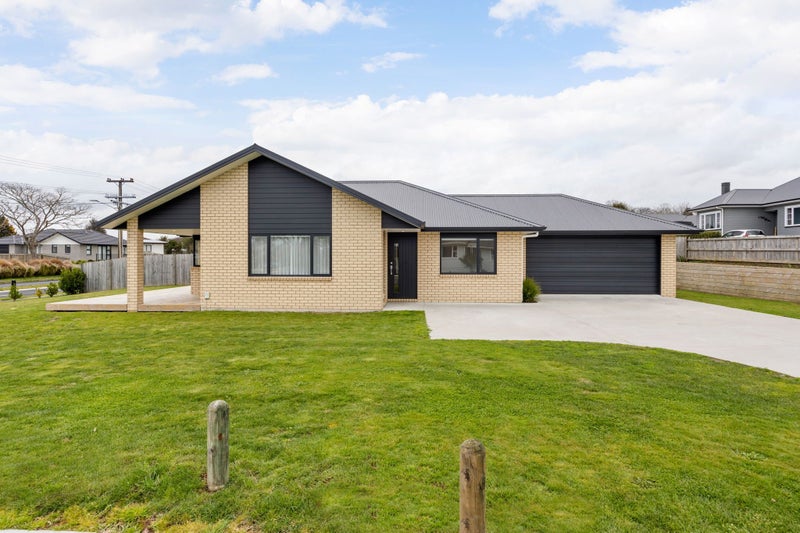 48 Whitaker Street, Kihikihi, Te Awamutu - Carousel 1