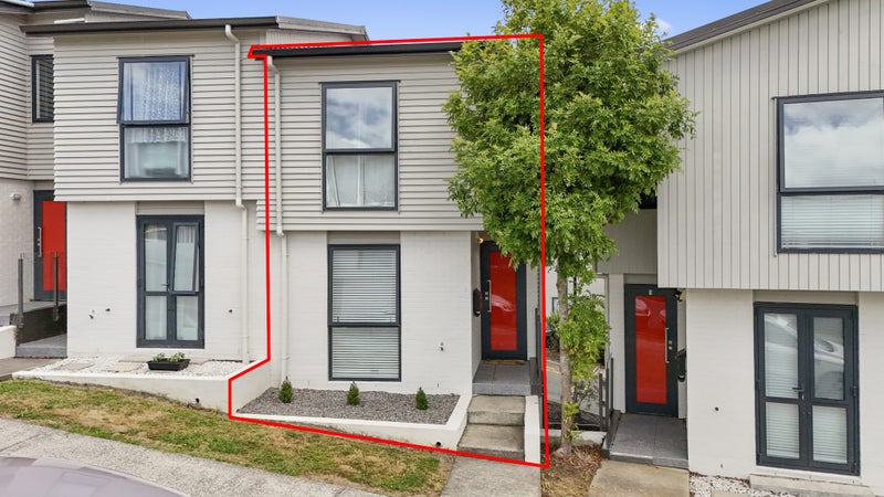 8/10 Silver Moon Road, Albany Heights, Auckland - Carousel 1