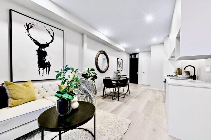 2D Wood Avenue, Howick, Auckland - Carousel 2