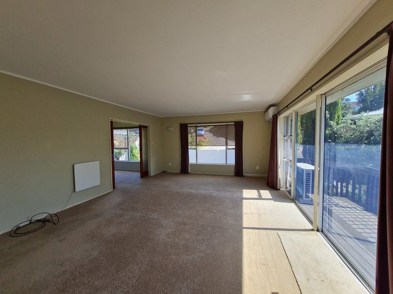 1/38 PORTOBELLO PL, Torbay, Auckland - Carousel 2