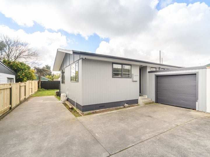 20A Humphries Place, Awapuni, Palmerston North - Carousel 12