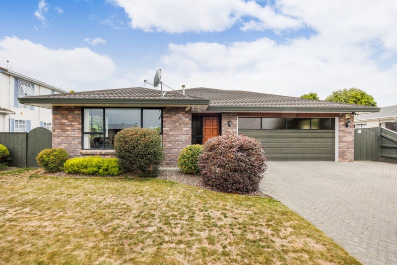 123 Amberley Avenue, Highbury, Palmerston North - Carousel 23