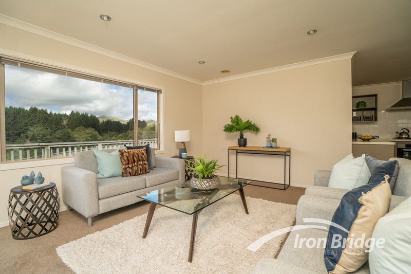 65 Te Puia Drive, Aotea, Porirua - Carousel 2