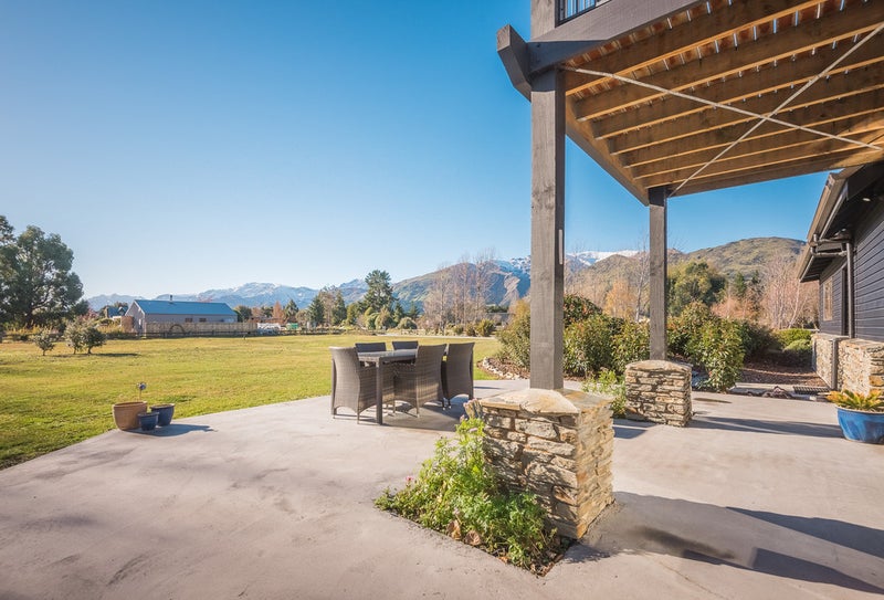 12 Long Grass Place, Wanaka - Carousel 2