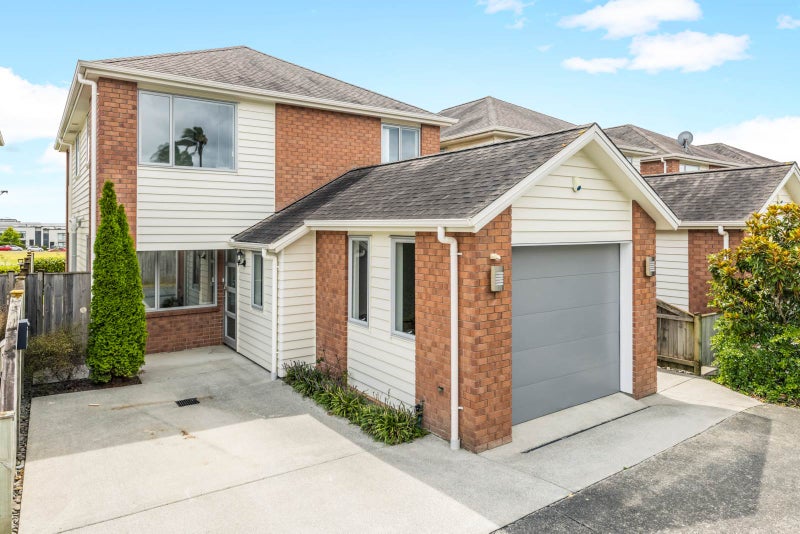 59 Killarney Drive, Flat Bush, Auckland - Carousel 1