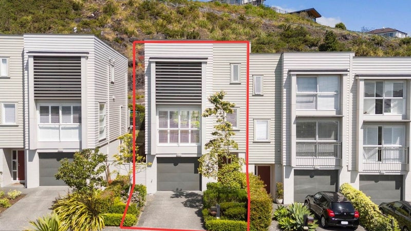 66D Tihi Street, Mount Wellington, Auckland - Carousel 1