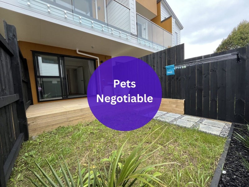7/28 Lavelle Road, Henderson, Auckland - Carousel 1