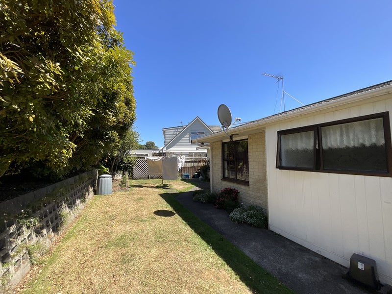 3 Valintine Place, Strandon, New Plymouth - Carousel 11