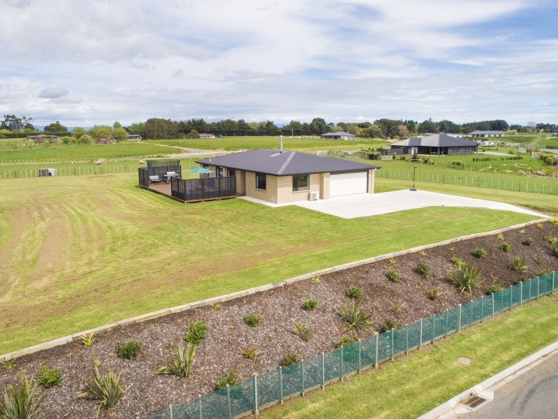 64 View Road, Halcombe, Feilding - Carousel 26