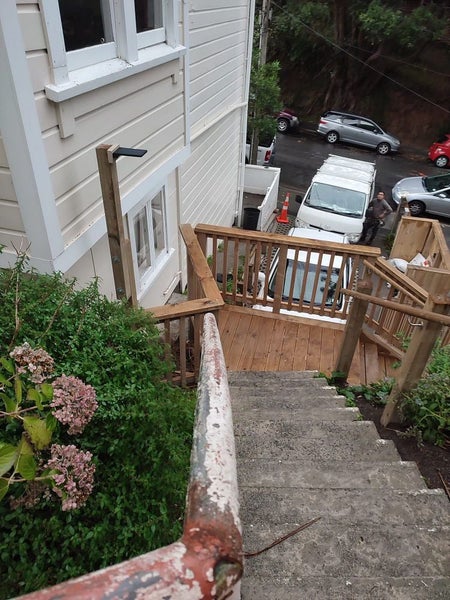 13A Adams Terrace, Aro Valley, Wellington - Carousel 1