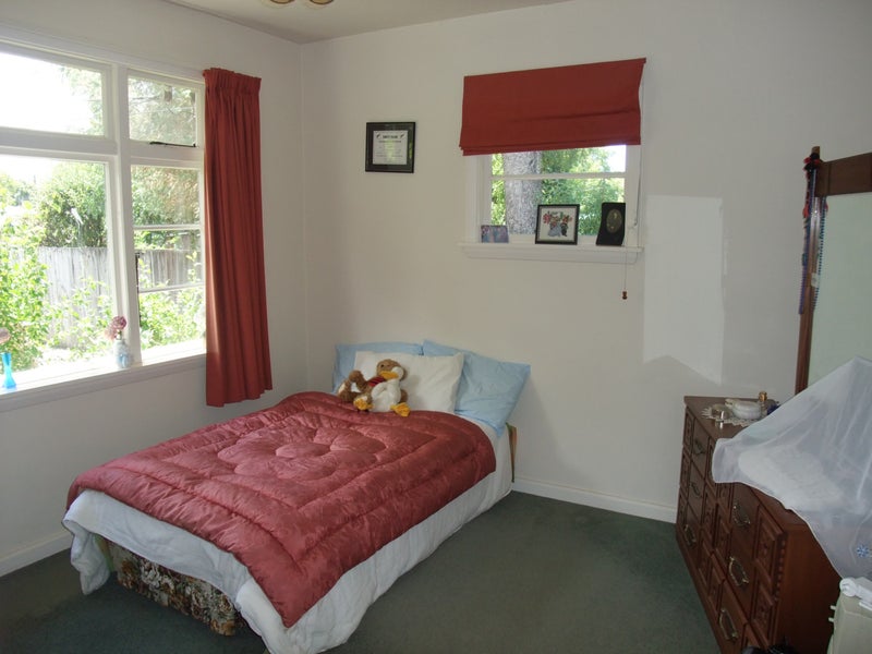 86 Fisher Avenue, Beckenham, Christchurch - Carousel 13