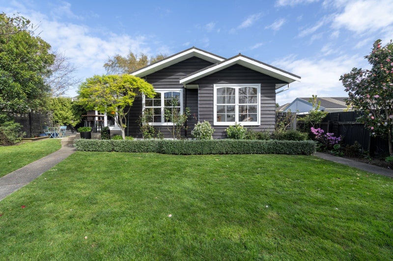 43 Lees Street, Gladstone, Invercargill - Carousel 1
