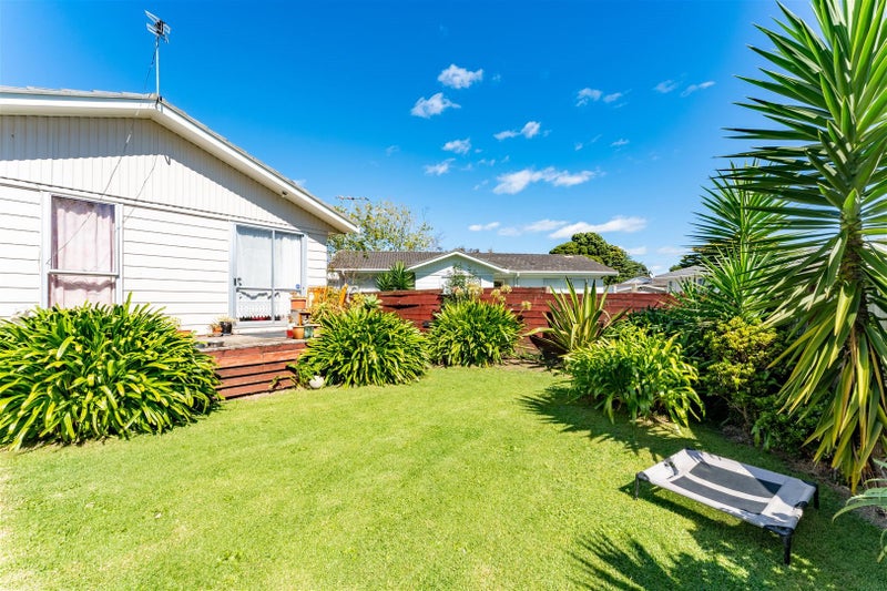 30 Hinton Place, Weymouth, Auckland - Carousel 2